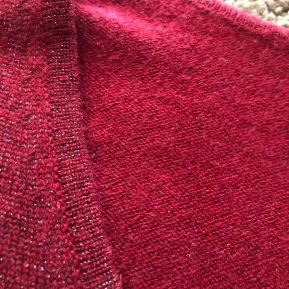 PURE 100% cashmere🎉🎉SALE NO OFFERS 🎉🎉v neck - Picture 7 of 7